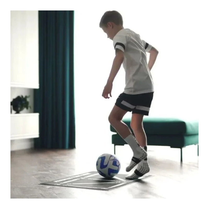 FootSkill - Faltbare rutschfeste Fußball Trainingsmatte mit Zielzonen für Dribbelübungen