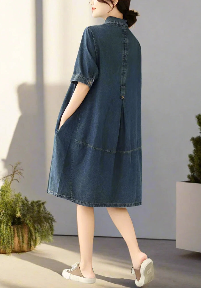 Selma – Stylisches knielanges Kleid mit Knopfleiste und Umlegekragen