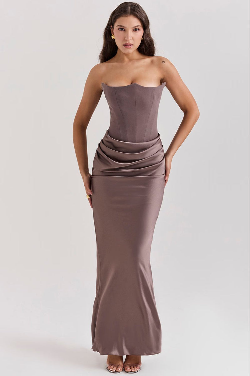 Celina – Modisches ärmelloses langes Kleid mit plissierter hoher Taille