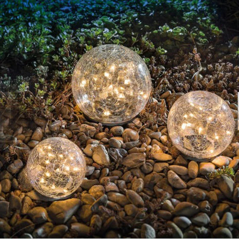 SolarLuma – Solarbetriebene Gartenlampe mit sanftem Licht für einzigartige Dekoration