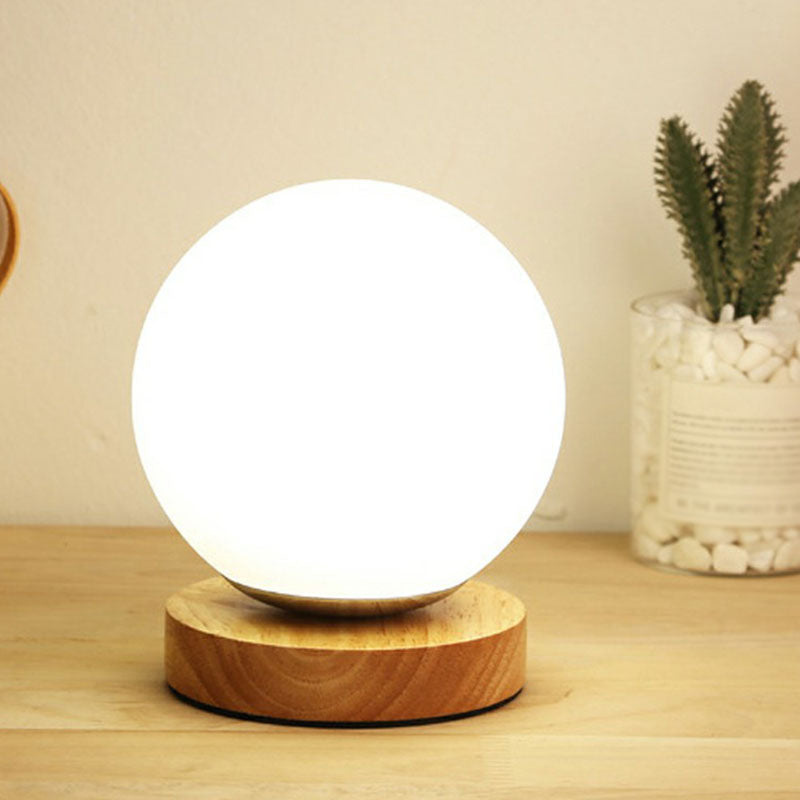 LunarBeam – Mini Tischlampe mit tragbarem Sockel für gemütliche Beleuchtung