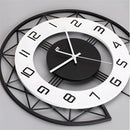 TimeScape – Moderne Wanduhr mit geräuschlosem Mechanismus für einzigartiges Dekor