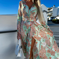 Amelie – Elegantes langärmliges Kleid mit Blumendruck und Gürtel