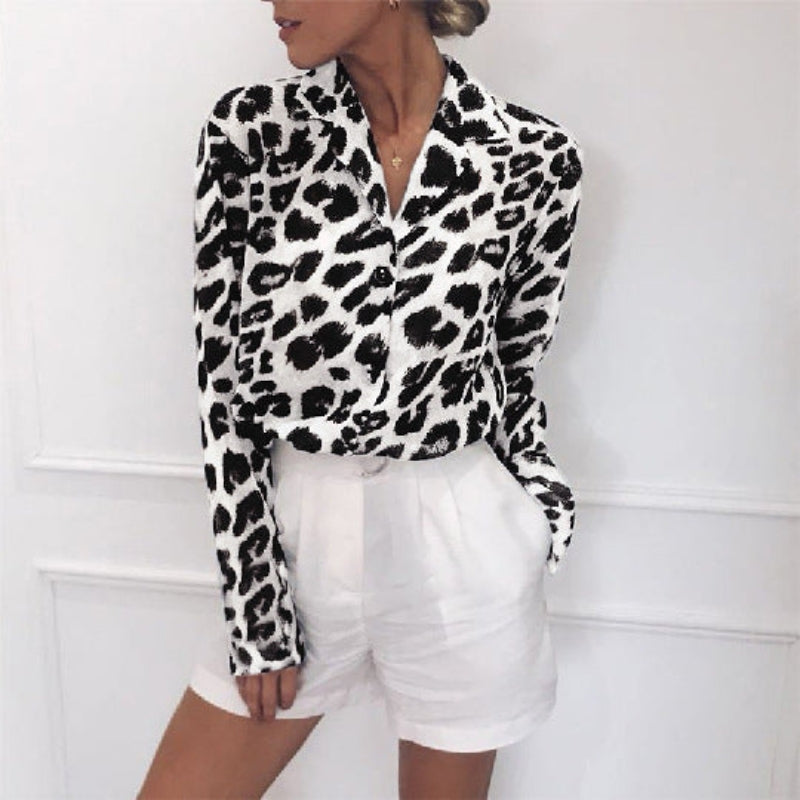 Hanna – Bluse mit Umlegekragen und Leopardenmuster und langen Ärmeln