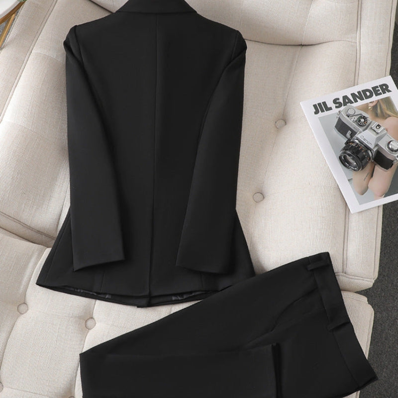 Anna – Lässiges Zweiteiler Satz mit Reversblazer und  Taschen Hosen