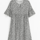 Angelika – Lässiges florales Midikleid mit V Ausschnitt und kurzen Ärmeln