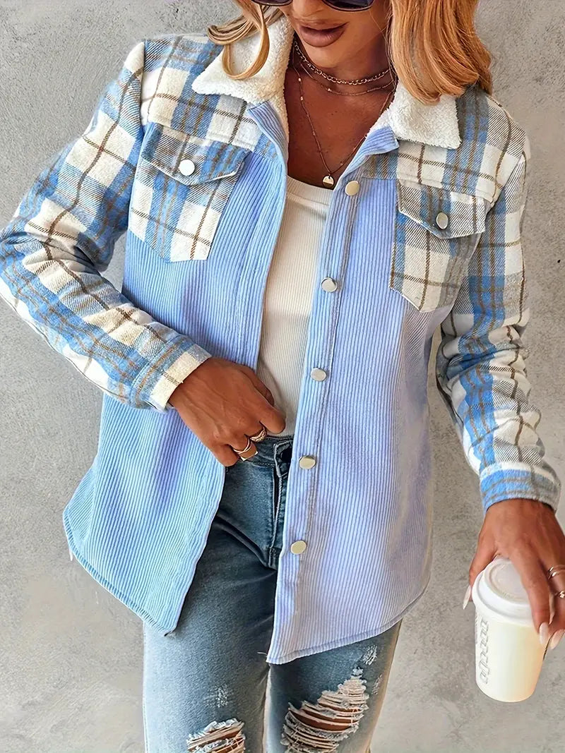 Sandra - Langärmelige karierte Jacke mit Knöpfen und Taschen
