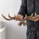 AntleHang – Dekorative Wandhaken in Geweihform und funktionale Aufhängelösung