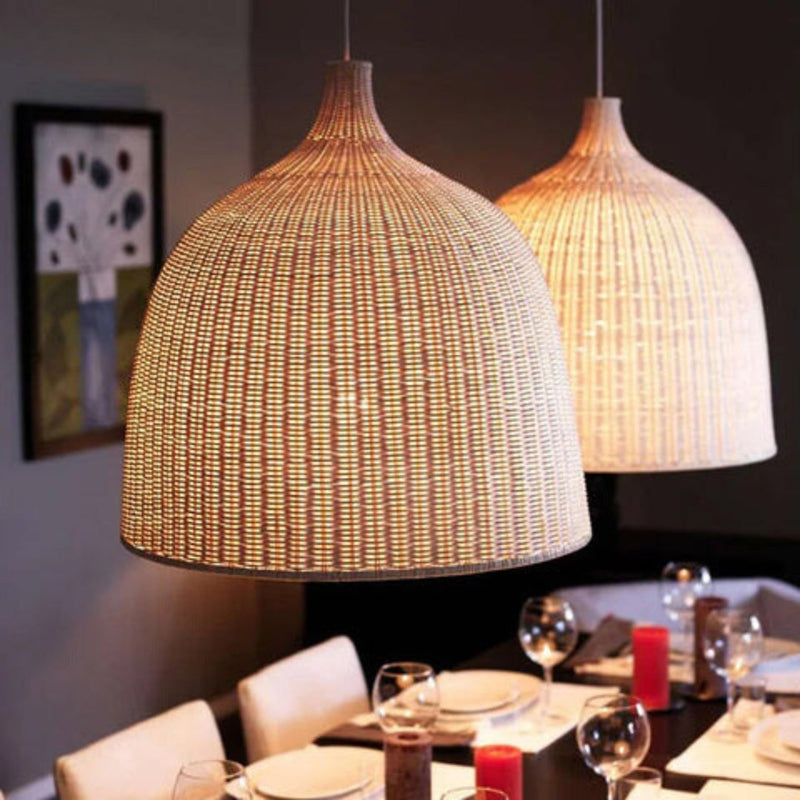 GlowSphere – Moderne LED Pendelleuchte für die Innen und Außendekoration