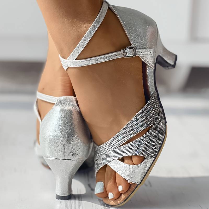 Antonia - Modische funkelnde Riemchensandalen mit rutschfester Sohle und gekreuzten Riemen