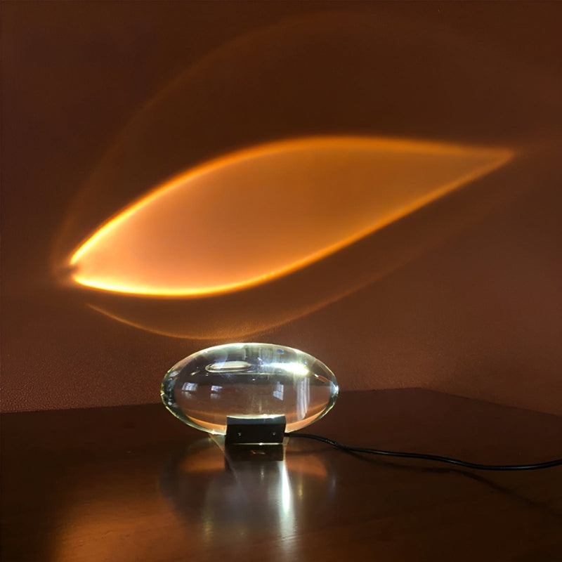 GlowLuxe – Magische Lichtshow Tischlampe mit faszinierendem Entwerfen