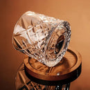 WhiskeySpin – Whiskyglas mit drehbarem Boden für einzigartiges Trinken