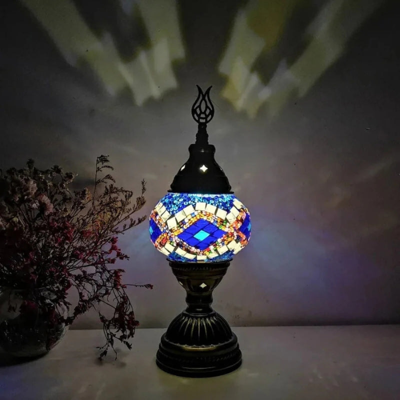 ArtSphere – Bunte Tischlampe für künstlerische Beleuchtung und Wohndekor