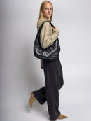 Anna – Umhängetasche mit großem Fassungsvermögen Knopfverschluss und offener Seitentasche