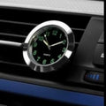 AutoTick - Mini Analoguhr mit runder Form für den Autoinnenraum