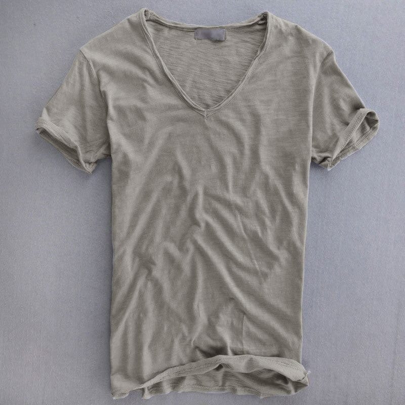 Rainer – Locker sitzendes V Ausschnitt Shirt mit kurzen Ärmeln
