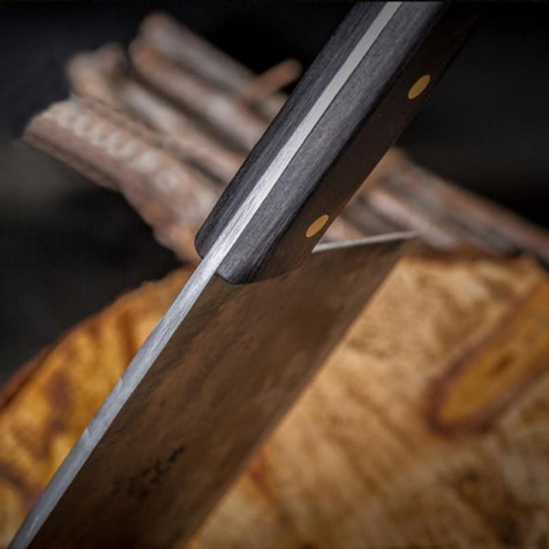 SteelForge – Handgefertigtes Kochmesser mit gebogener Klinge und geschmiedetem Finish