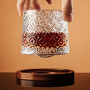 WhiskeySpin – Whiskyglas mit drehbarem Boden für einzigartiges Trinken
