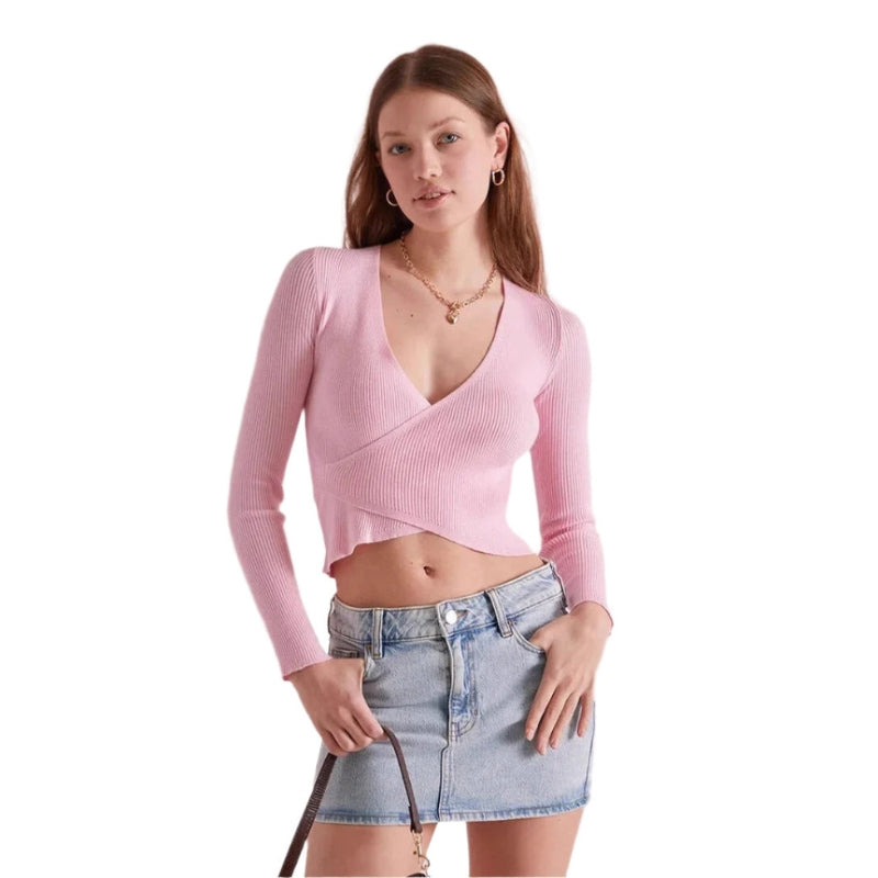 Monika – Schlanke Passform V Ausschnitt Top mit langen Ärmeln und Wickel-Stil