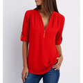Mila – Lässige V Ausschnitt Bluse mit Reißverschluss Detail und verstellbaren Halbärmeln