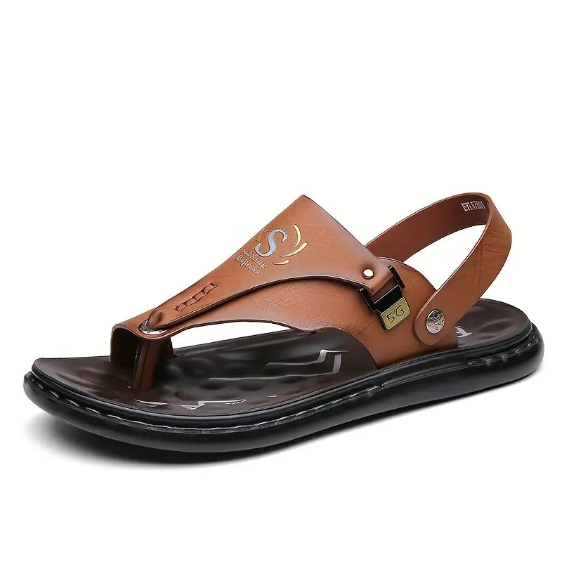 Niko – Lässige Schlupfsandalen mit dicker Sohle und verstellbarem Riemen