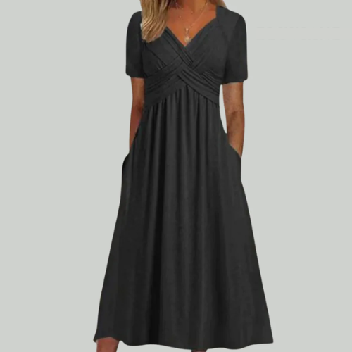 Selina – Elegantes Plisseekleid mit V Ausschnitt kurzen Ärmeln und Taschen