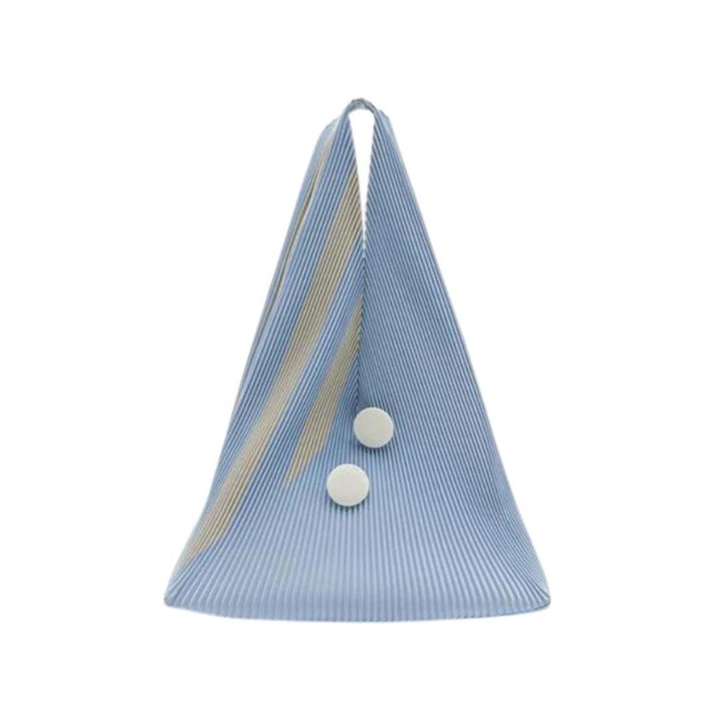 Celina – Stilvolle plissierte Tragetasche mit geräumigem Innenraum und Knopfdesign