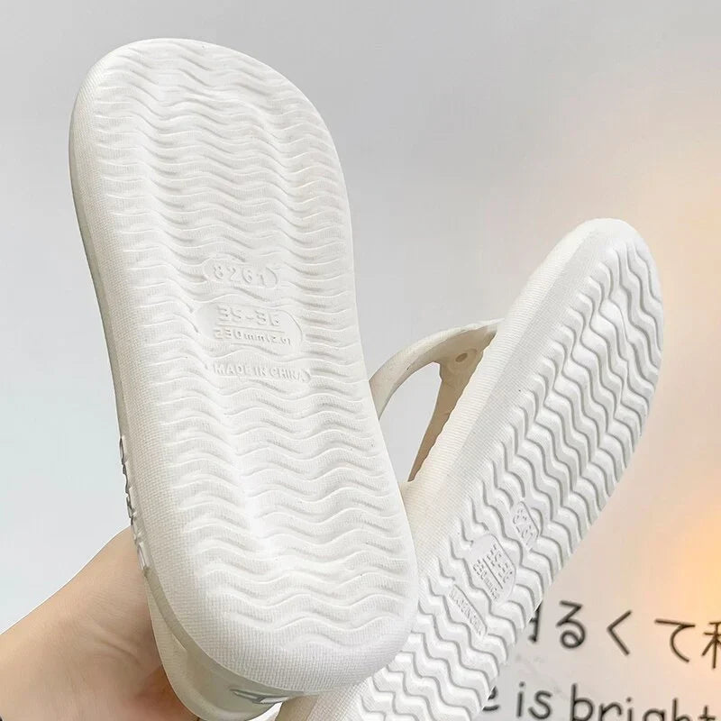 Ethan - Leichte Sandalen mit gepolsterter Sohle und Ausschnittsdesign