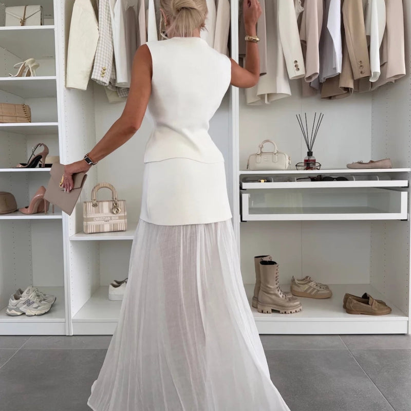 Clara - Elegantes zweiteiliges Set mit tailliertem Oberteil und fließendem Rock für einen modernen Look