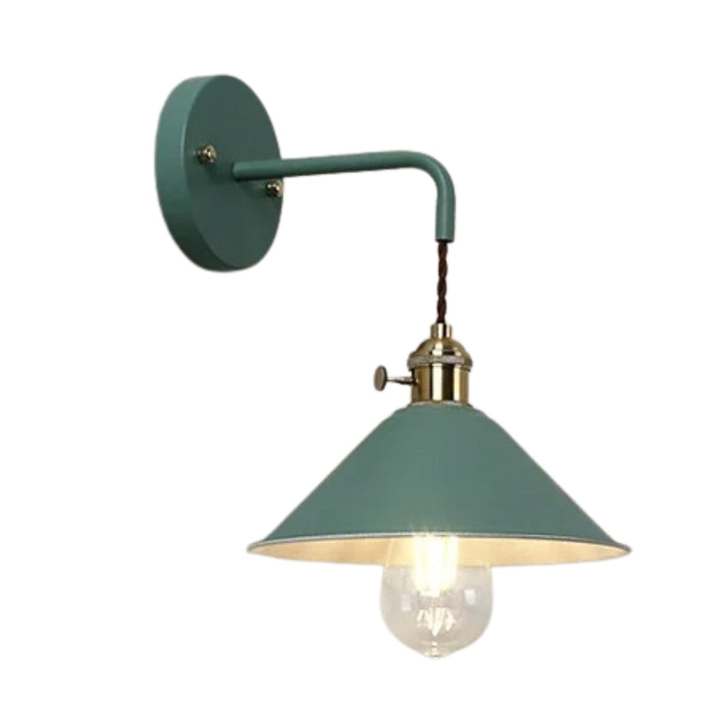 RetroLume – Retro-Wandleuchte mit anpassbarer Beleuchtung und klassischem Stil