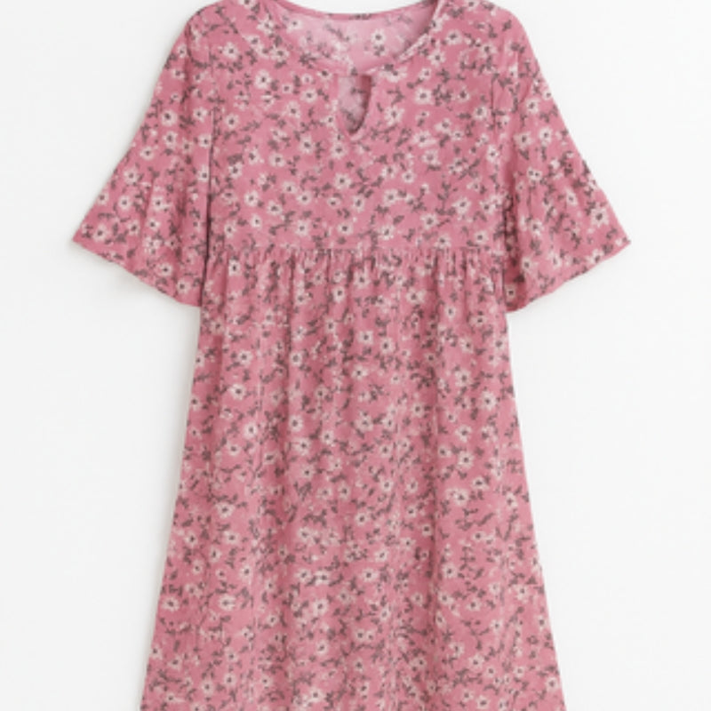 Angelika – Lässiges florales Midikleid mit V Ausschnitt und kurzen Ärmeln