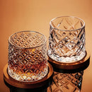 WhiskeySpin – Whiskyglas mit drehbarem Boden für einzigartiges Trinken