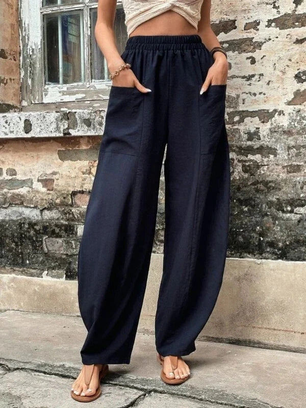 Hannah – Locker geschnittene lange Hose mit elastischem Bund und Taschen