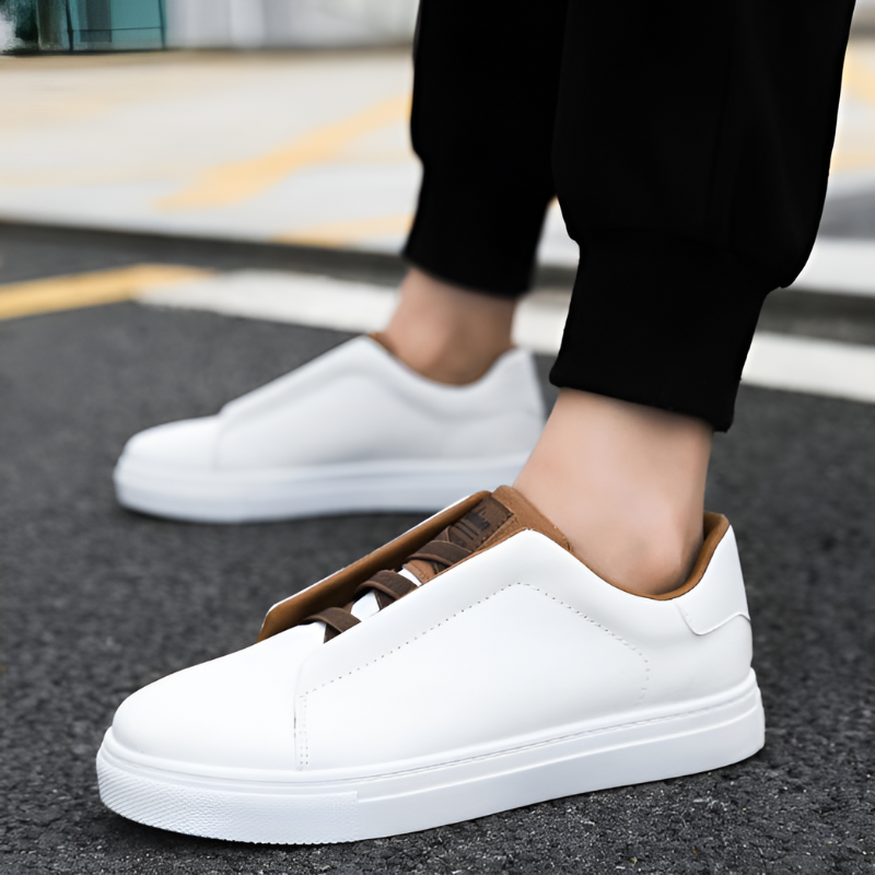Sebastian – Lässiger flacher Sneaker mit rutschfester Sohle