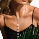 Adele – Spirituelle Anhänger Halskette mit einzigartigem künstlerischem Entwerfen