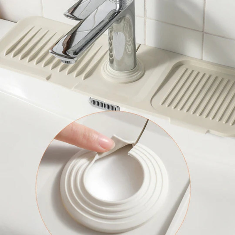 DryNest – Schnelltrocknende Wasserhahn Spritzschutzmatte für trockenere Spülbeckenbereiche