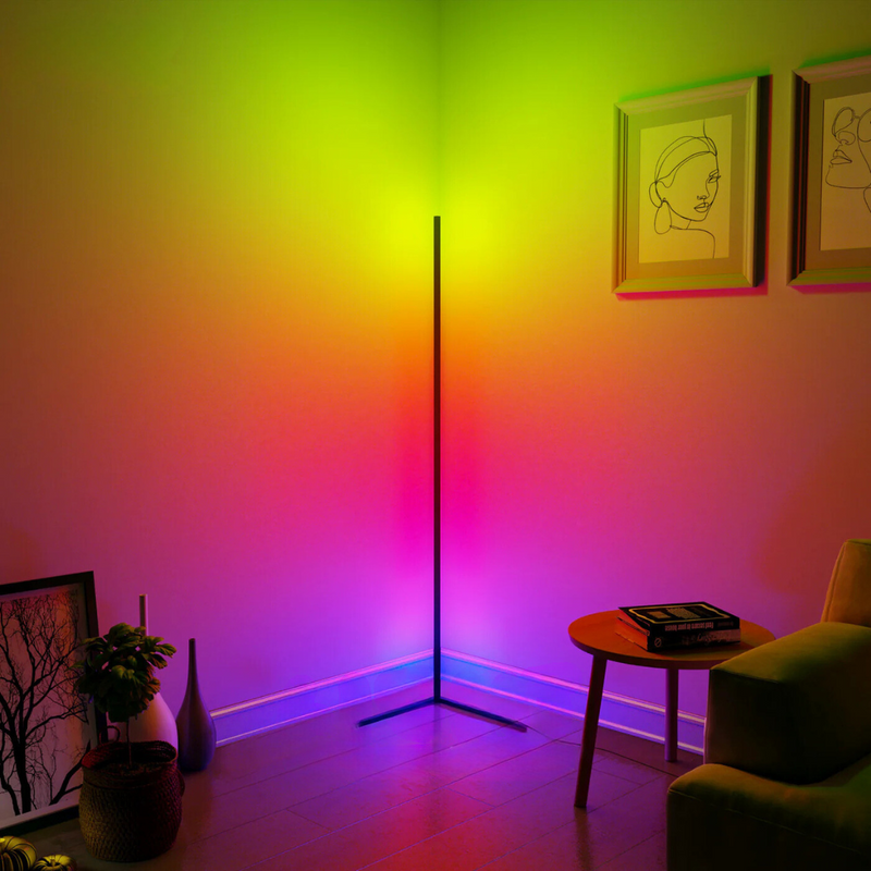 LumiWave - Moderne LED Stehleuchte mit lebhaften Multicolor Effekten
