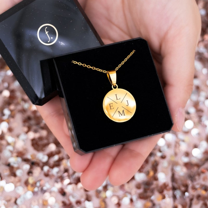 Muttertag – Herzliche Goldkette mit personalisierter Buchstabengravur