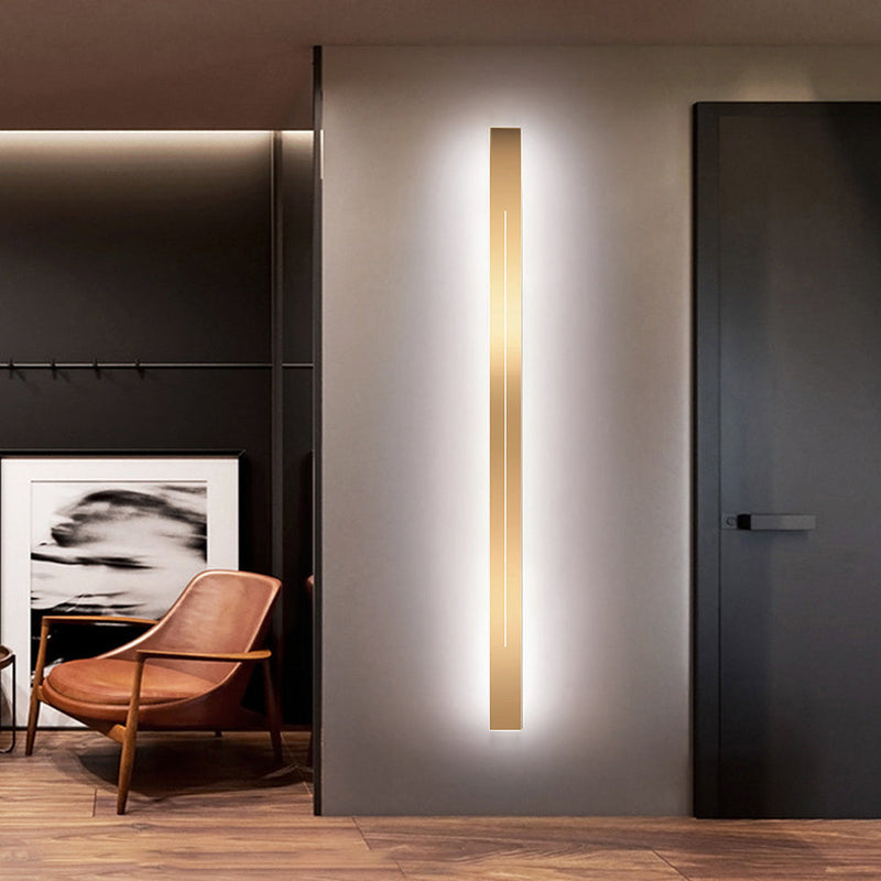 LumièreGold – Moderne LED-Wandleuchte mit minimalistischem Design für elegante Innenräume