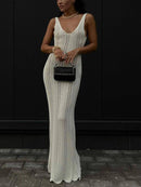 Aleida - Elegantes ärmelloses langes Strickkleid mit rückenfreiem Gestaltung