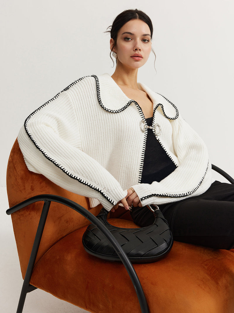 Delia – Strickjacke mit übergroßen Ärmeln und Kontrastnähten