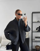 Virginia - Elegante Rundhals Jacke Mit Tasche