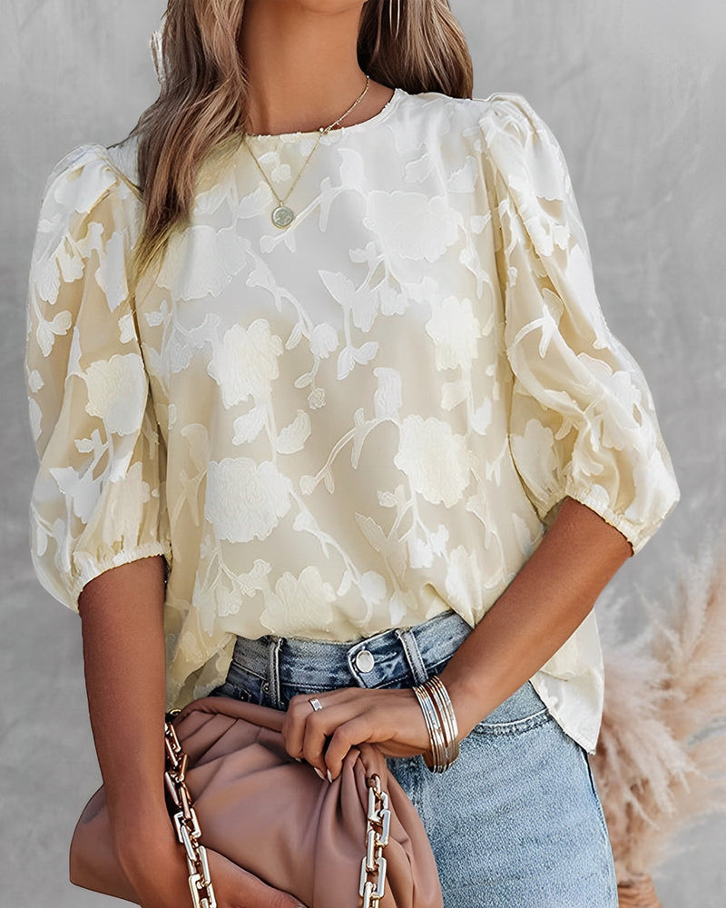 Rhea – Elegante Blumenbluse mit V-Ausschnitt und Puffärmeln