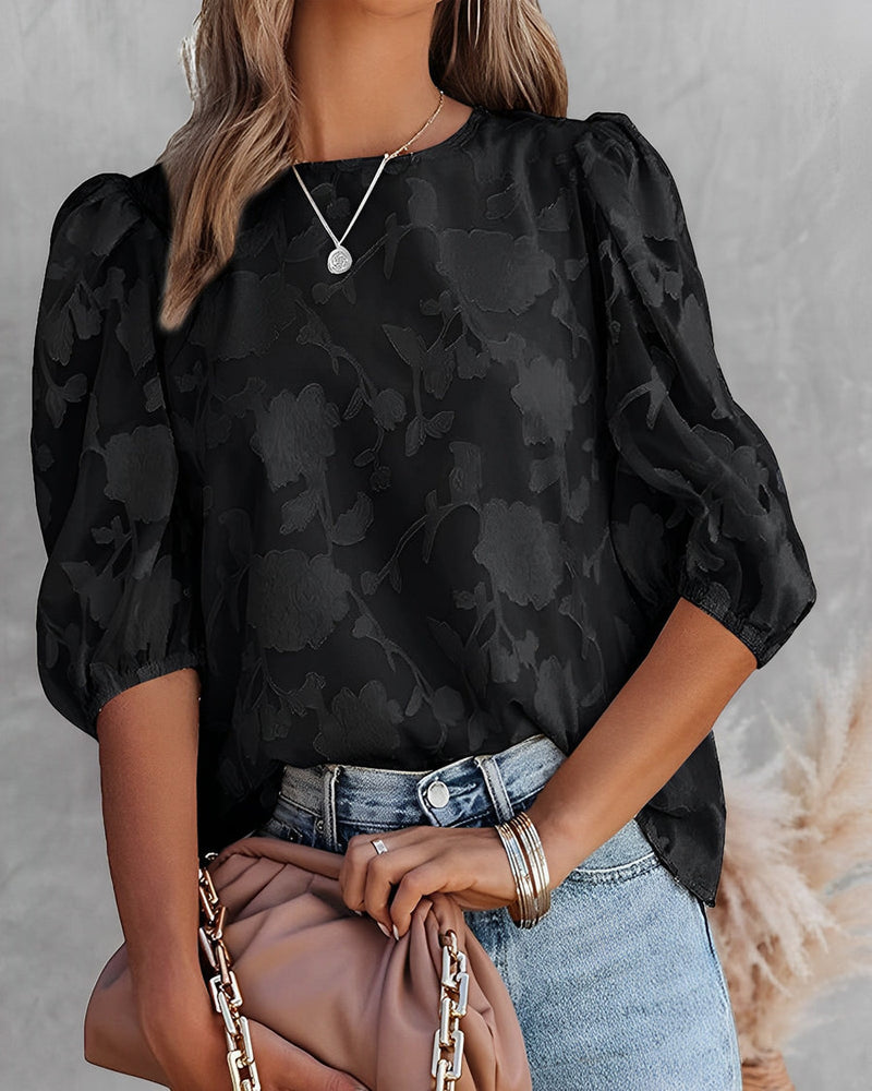 Rhea – Elegante Blumenbluse mit V-Ausschnitt und Puffärmeln
