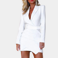 Anneliese – Slim Fit Blazerkleid mit tiefem V Ausschnitt und langen Ärmeln