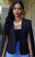 Alea – Locker geschnittener Langarm Cape Blazer mit modernem Look