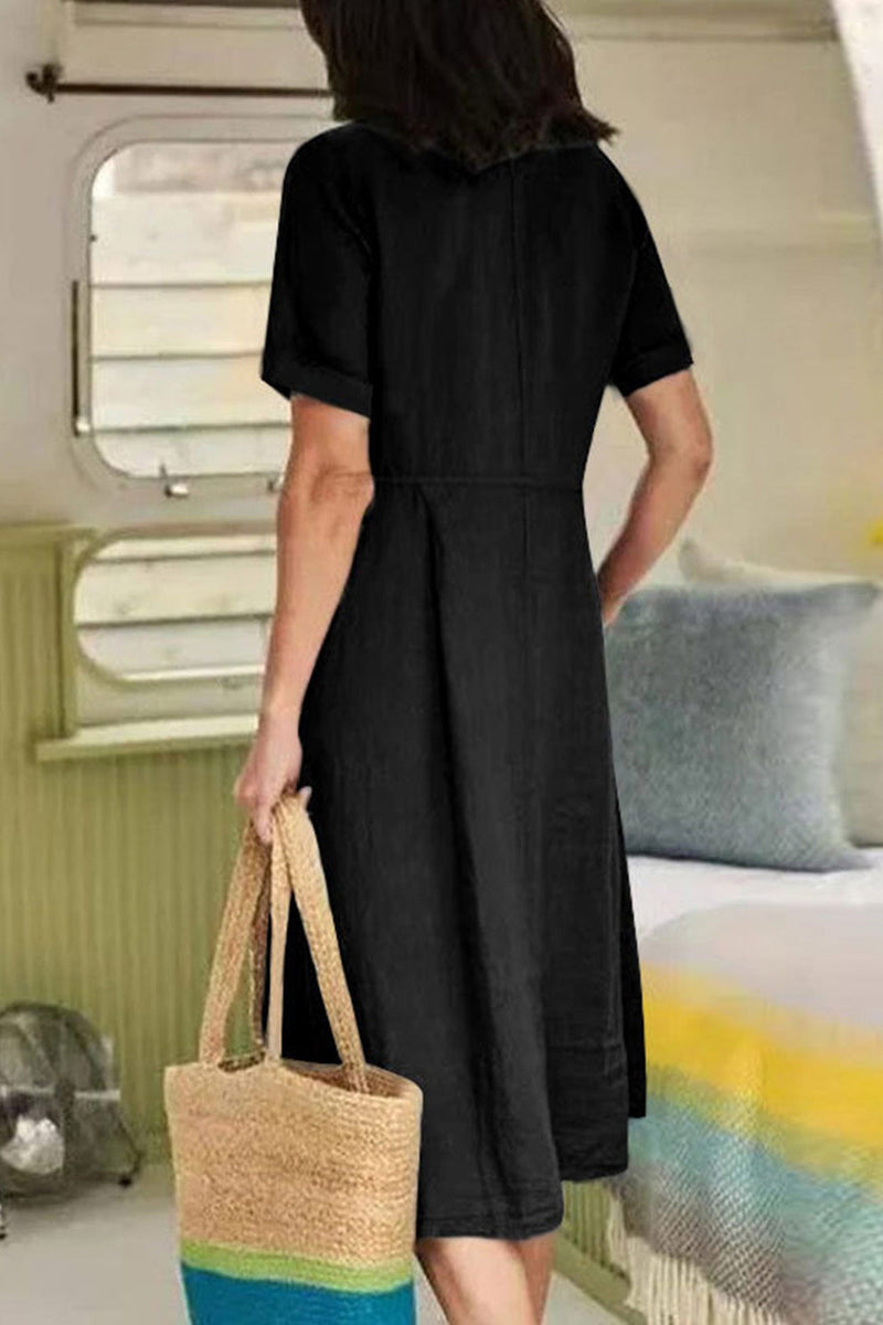 Candy - Elegantes Hemdkleid mit kurzen Ärmeln und Knopfleiste