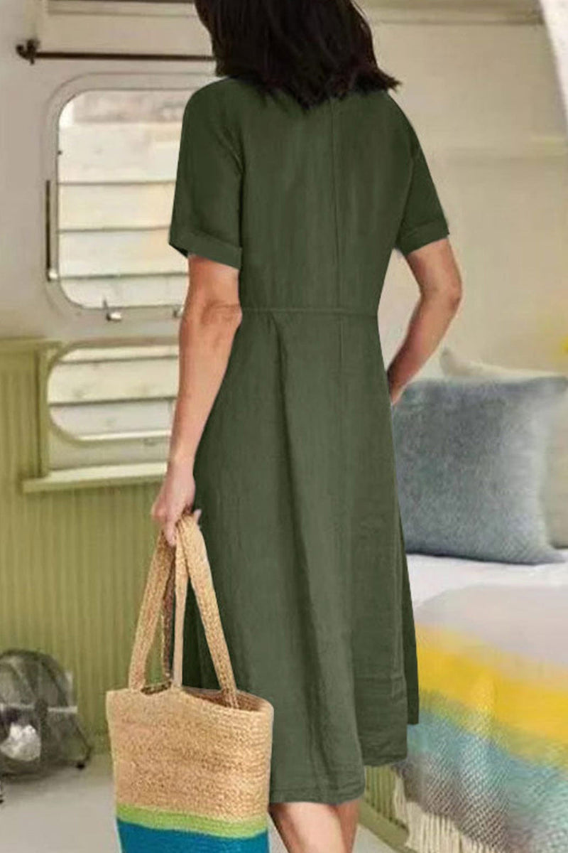Candy - Elegantes Hemdkleid mit kurzen Ärmeln und Knopfleiste