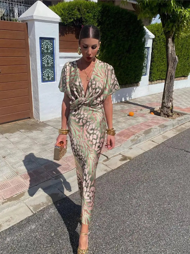Julia - Modisches bedrucktes V Ausschnitt Kleid mit kurzen Ärmeln