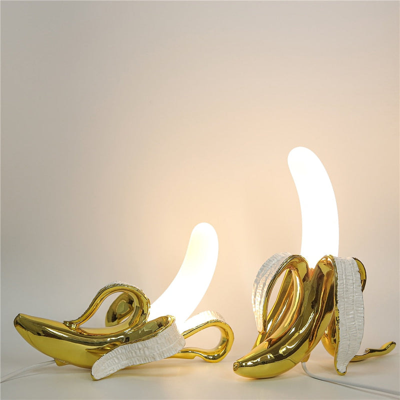 GlowNana – Bananenförmige Tischleuchte mit Art-Déco-Form und sanftem Umgebungslic